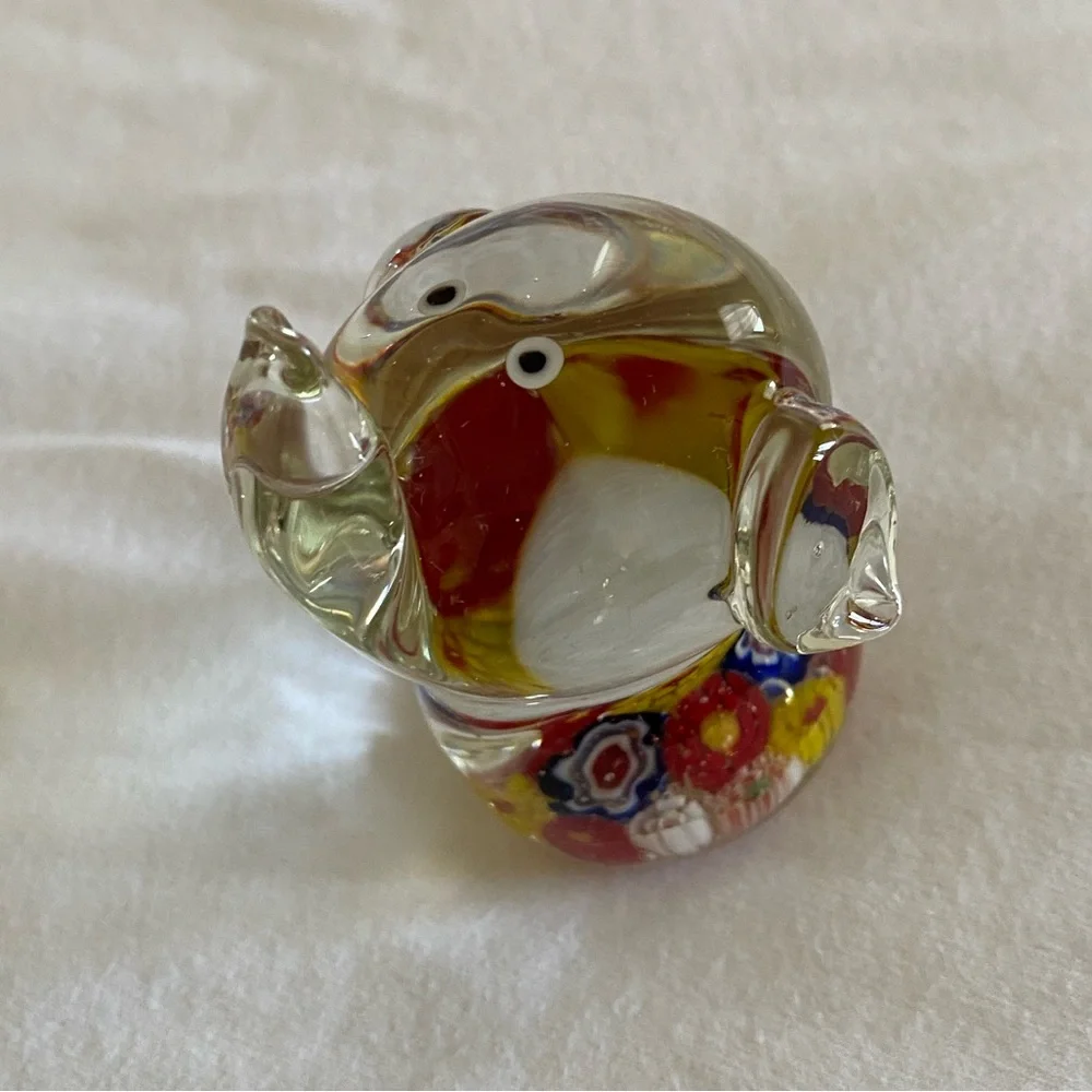 Hand Blown Art Glass Elephant Figurine with Millefiori Base, unsigned. - Picture 5 of 8